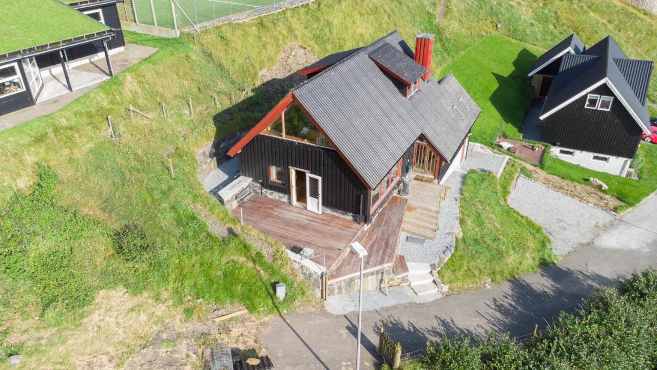 Idyllic Vacation Home With A Breathtaking View Bour Екстериор снимка